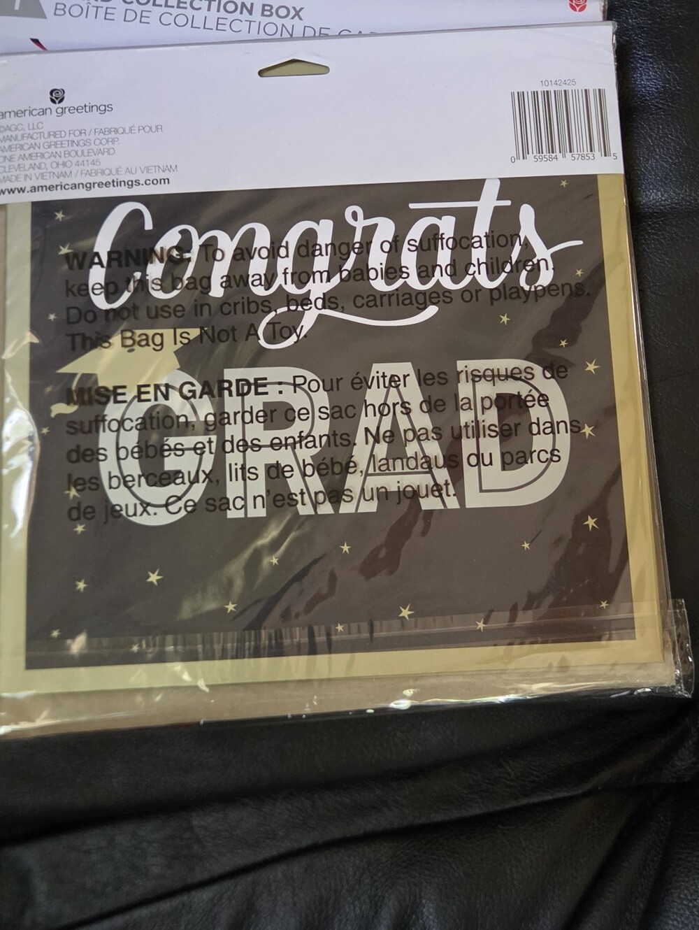American Greetings Black&Gold 'Congrats Grad' Table Centerpiece Card Box 8.5 - Picture 4 of 6